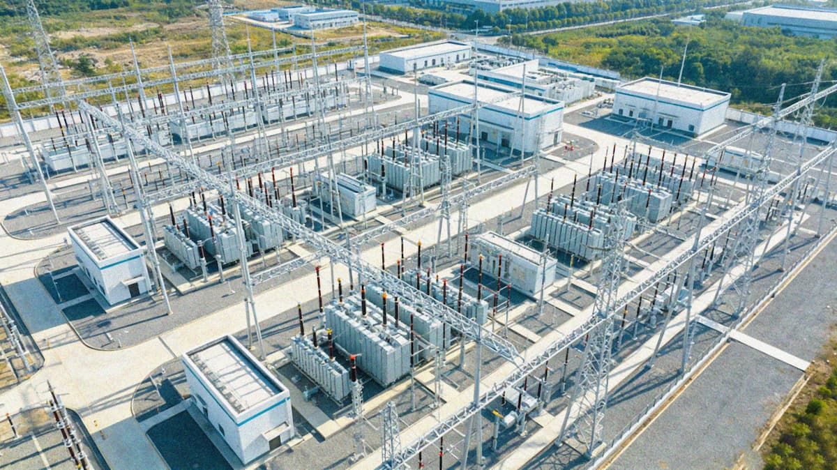 Digital power and energy network upgrade: smart hardware base PCB design